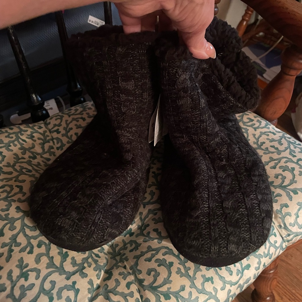 Cozy Black Knit Slipper Socks 12